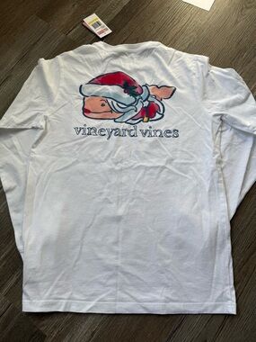 Vineyard Vines Christmas Mrs Claus Santa  Long-Sleeve Pocket Tshirt Kids Size M